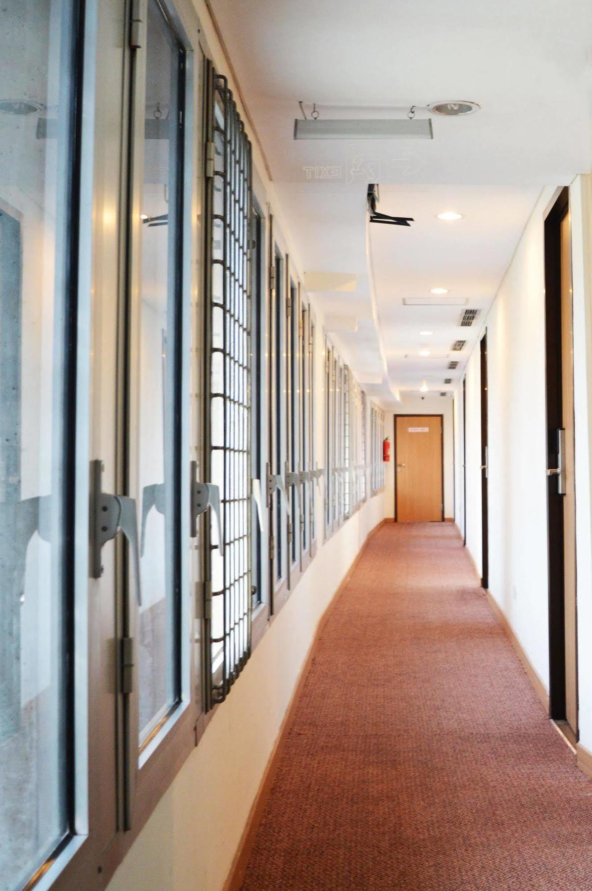 D'Primahotel Airport Jakarta Terminal 1A Tangerang Exterior foto